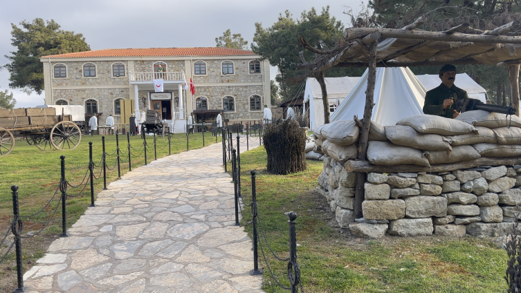 SBÜ Senatosu şehit düşen tıbbiyelilerin anısına tarihi siperlerde toplandı